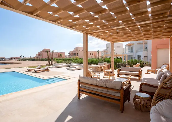 Premium 5br • Heated Pool • Ancient Hill