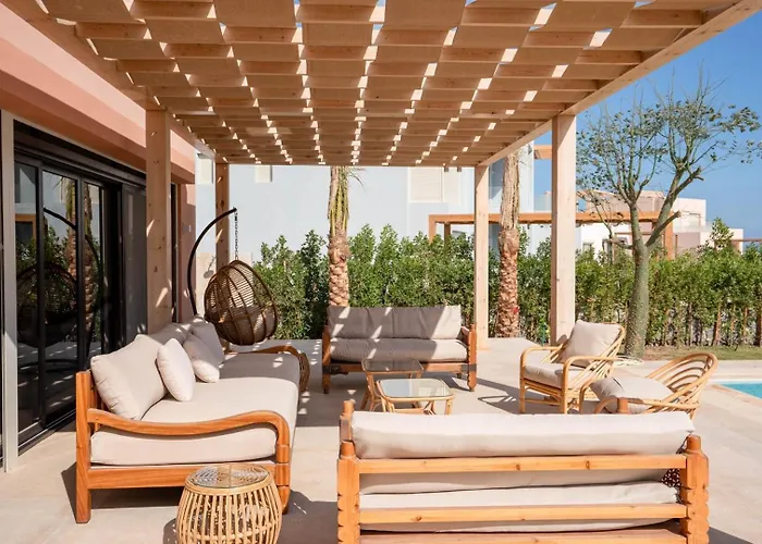 Premium 5br • Heated Pool • Ancient Hill