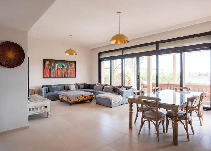 Premium 5br • Heated Pool • Ancient Hill Villa