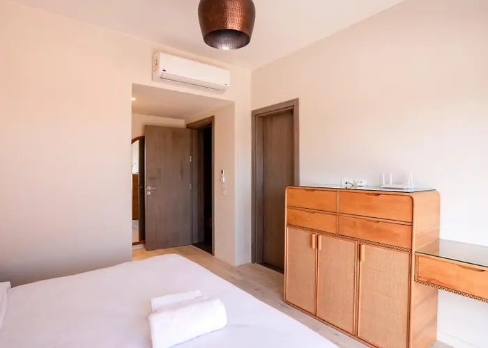 Villa Premium 5br • Heated Pool • Ancient Hill
